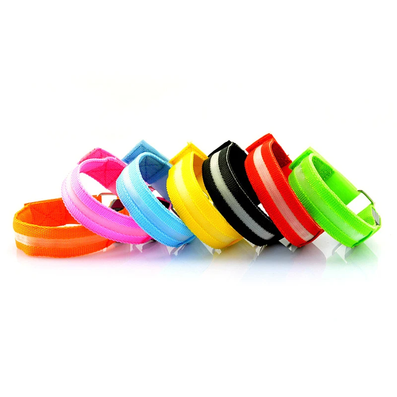 Fascia da braccio per corsa no - Cycling Gear Charging Station recensione e prezzo