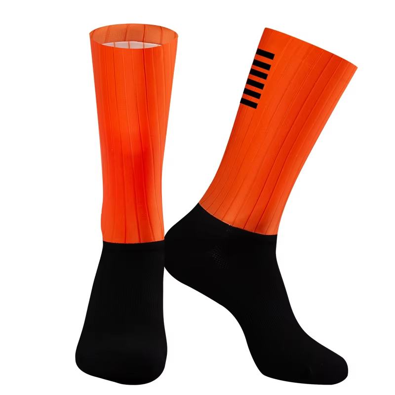 Calzini Aerodinamici in Silico - Ykyw Cycling Gear recensione e prezzo